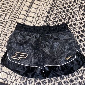 Nike Black Athletic Shorts for Performance